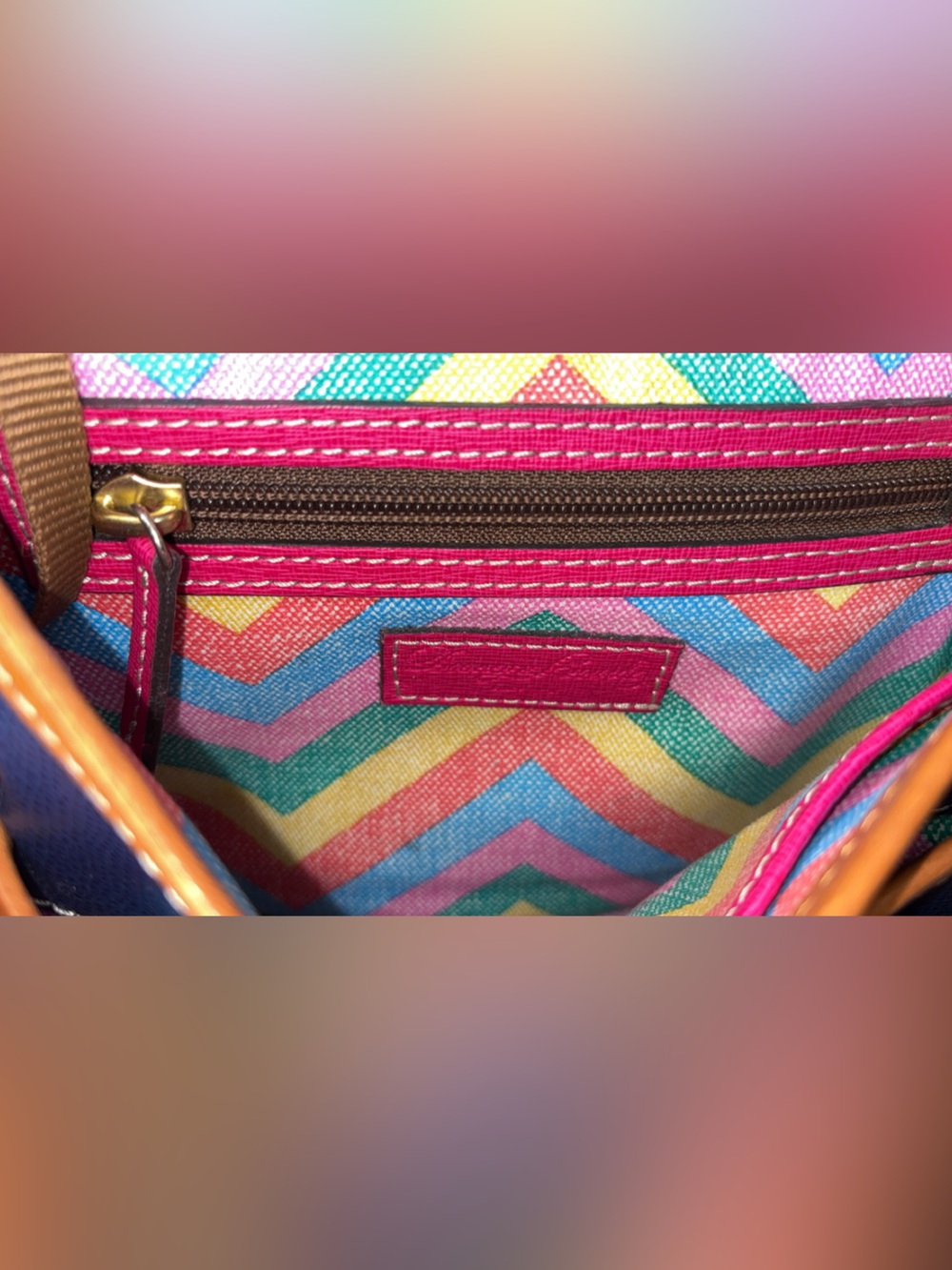 Dooney & Bourke made in china Claremont Field Bag EUC - Picture 16 of 16